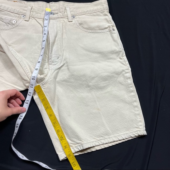 Levi’s 550 khaki cream shorts size 33 - Picture 7 of 11